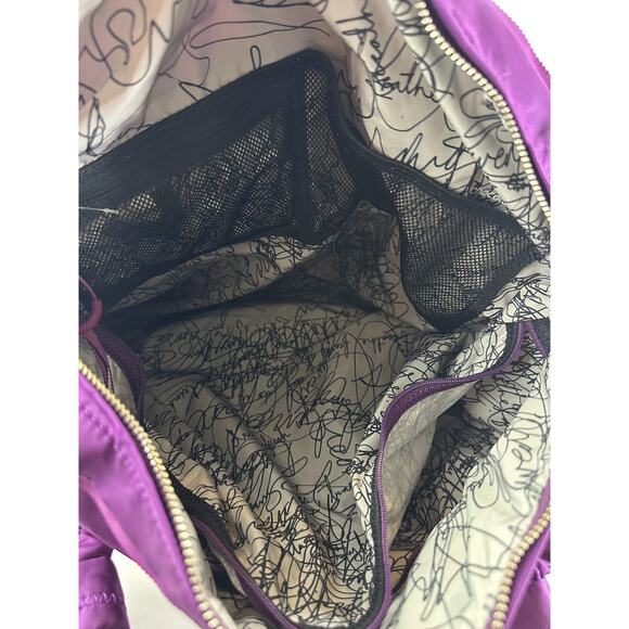 Lululemon Triumph Raspberry Gym School Diaper Duffle Bag *NO Crossbody Strap - Picture 8 of 16
